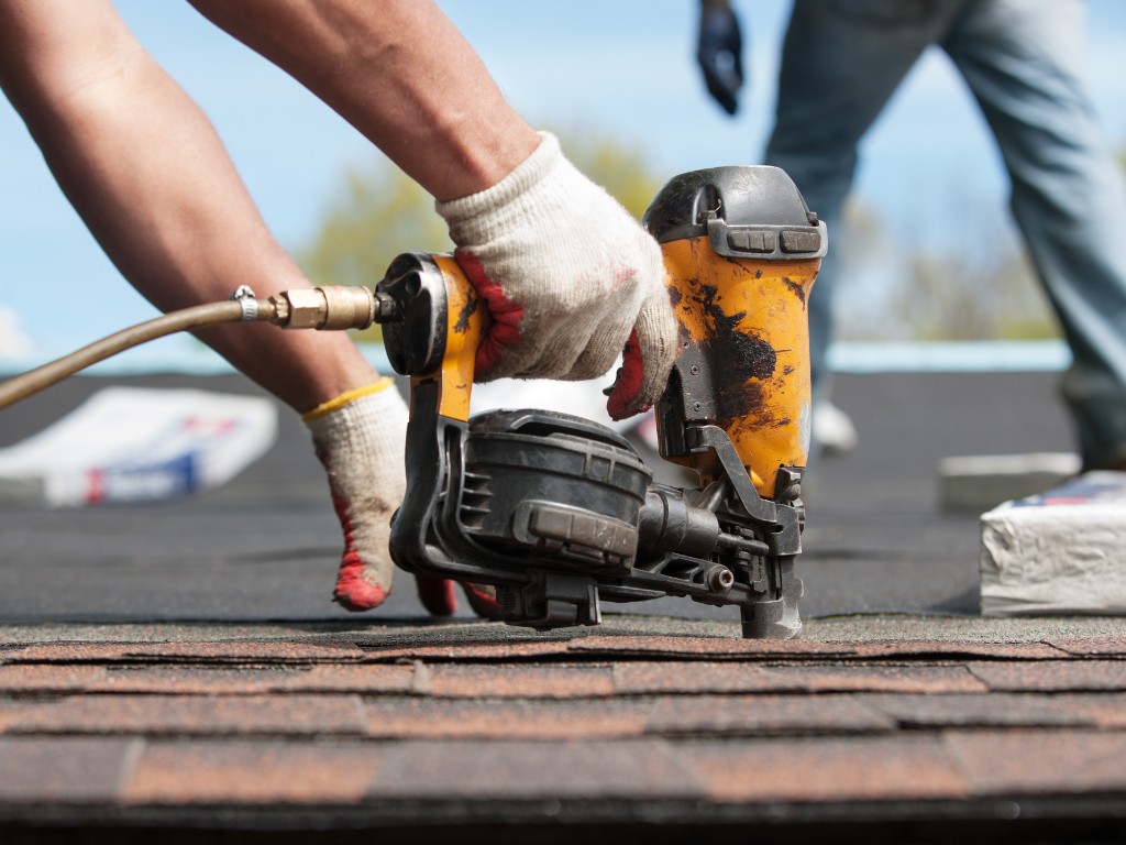 roof repair contractors in Aurora